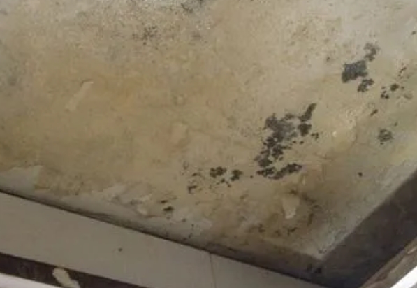 鼎城阳台漏水维修公司分享下鼎城卫生间渗水维修需要注意哪些问题。